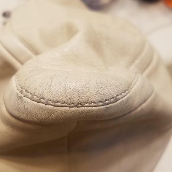 Large leather hobo Coach purse - Picture 7 of 8